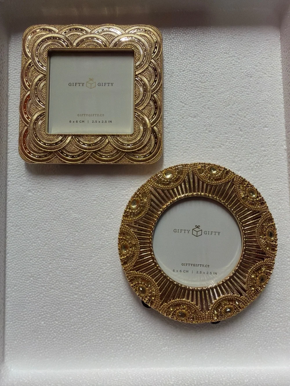 Set of 2 Decorative Gold-tone Photo Frames with Intricate Designs